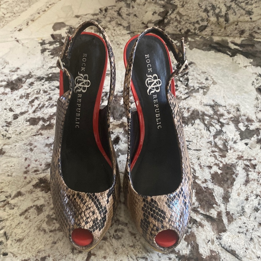 Rock and Republic snakeskin heels with a peep toe.